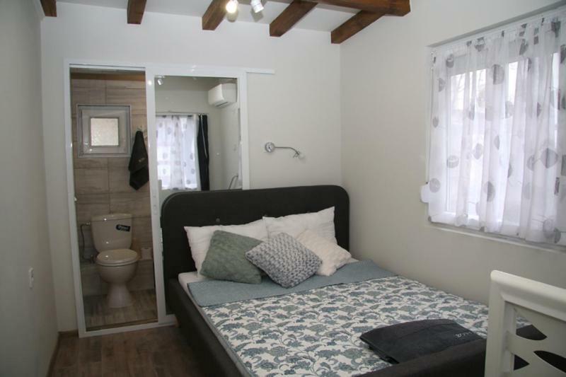Appartamento Charming Studio In The City Center Plovdiv Esterno foto