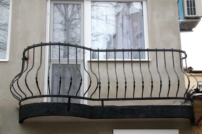 Appartamento Charming Studio In The City Center Plovdiv Esterno foto